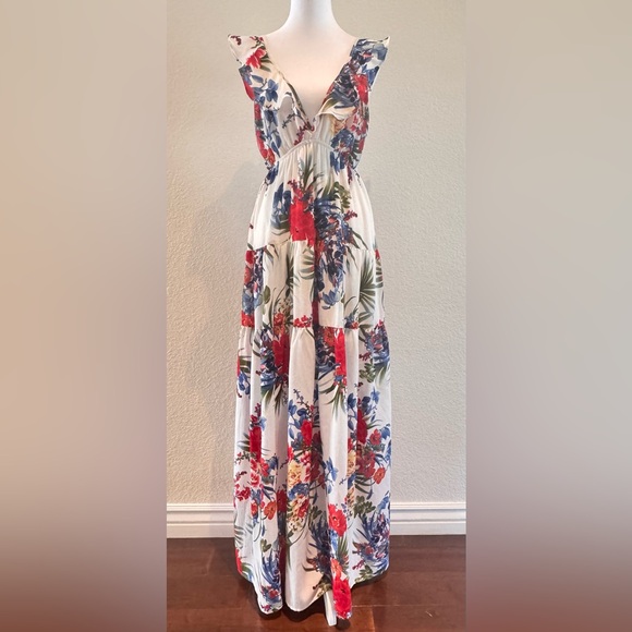 L Love Floral V-Neck Open Tie-Back Maxi Dress – Size Medium - Picture 3 of 15